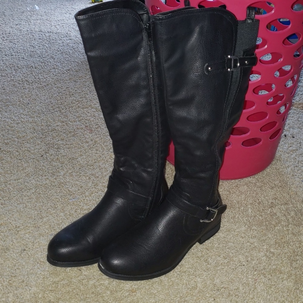 Black knee high boots (wide width & calf)